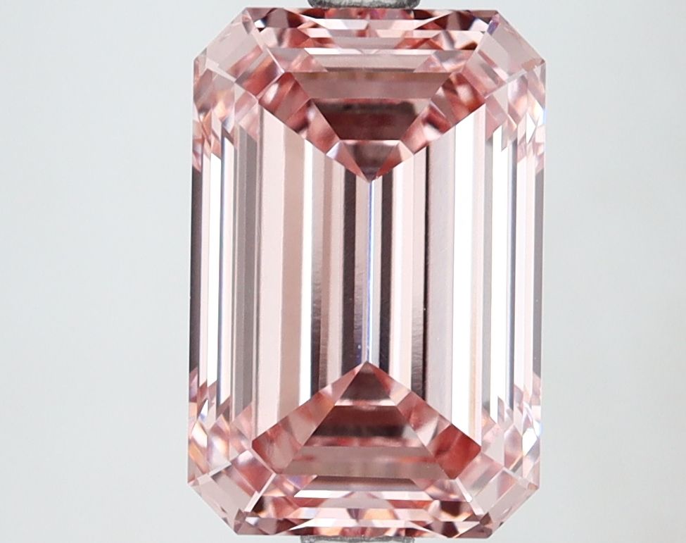 3.14 ct. emerald Lab Grown Diamond front image