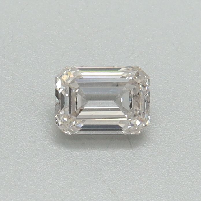 0.30 ct Emerald diamond
