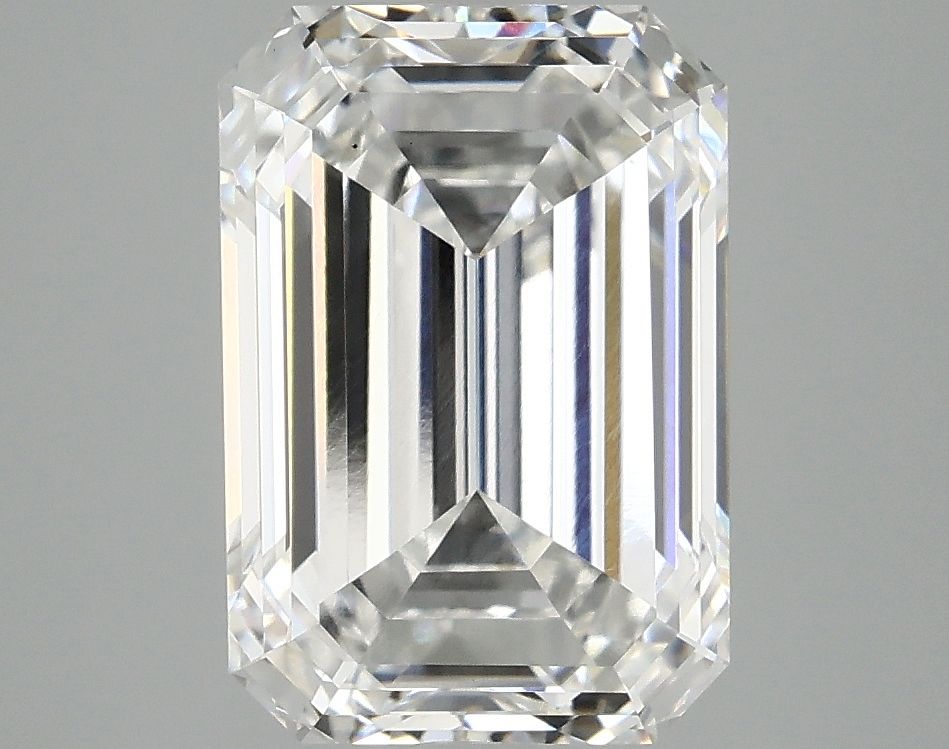 3.95 ct. emerald Lab Grown Diamond front image