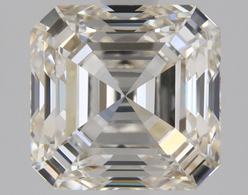 1.7 ct Square emerald Diamond