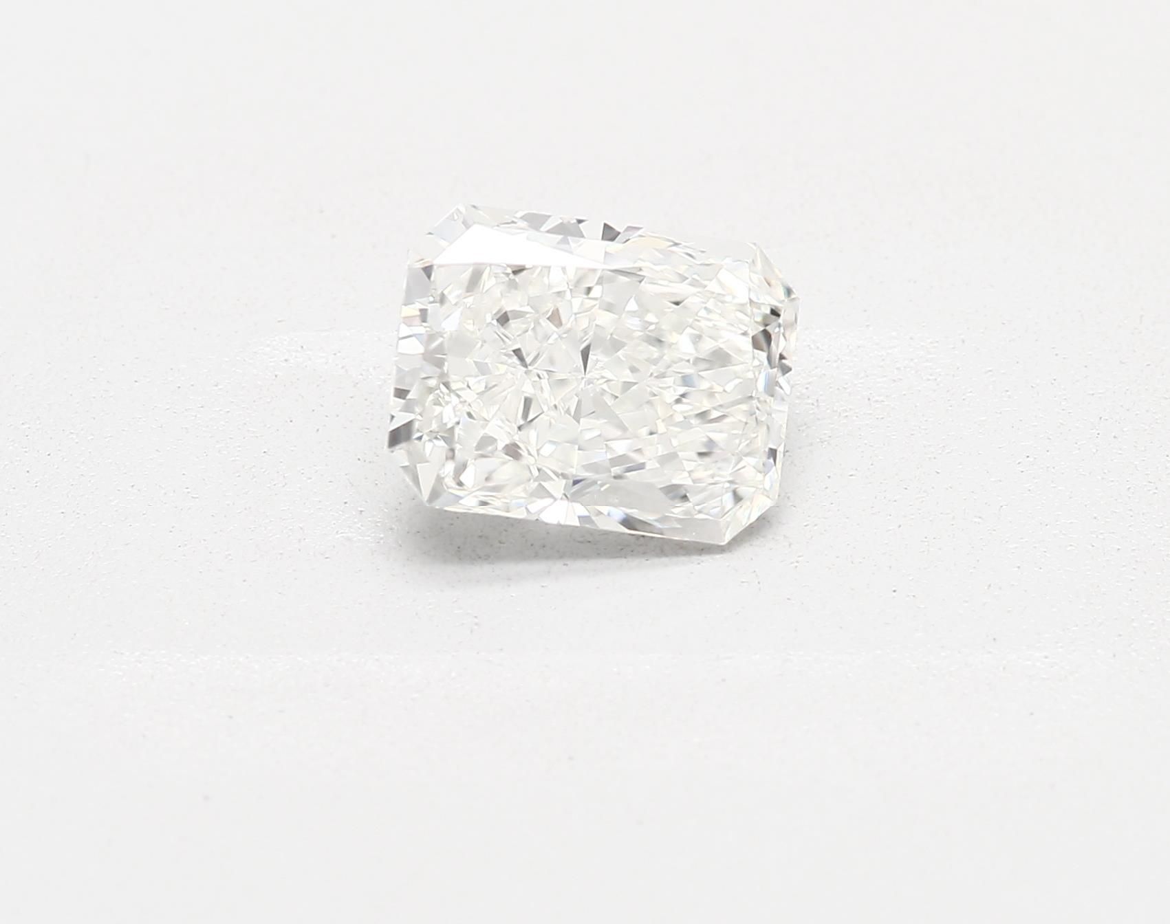 1.01 ct Radiant diamond