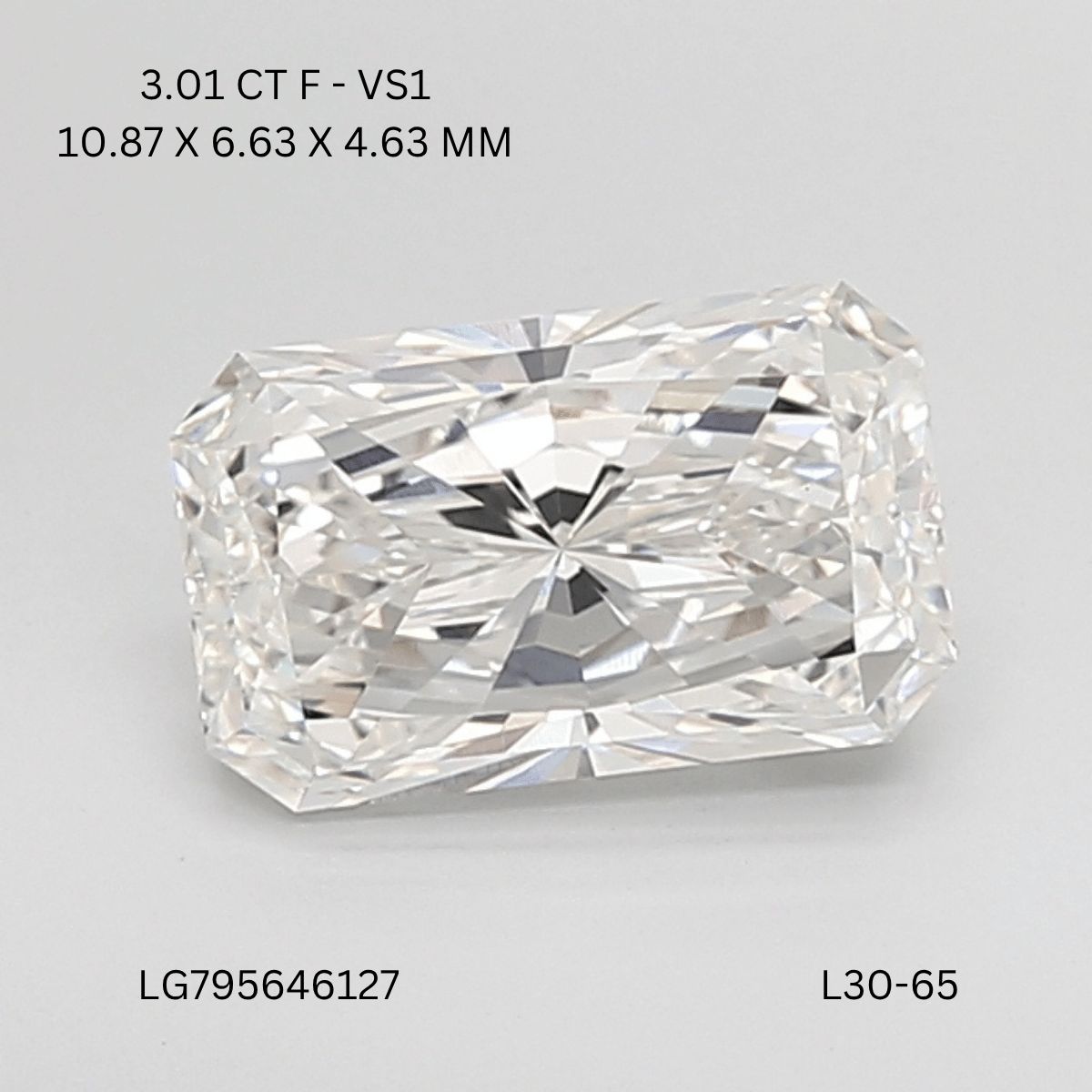 3.01 ct Radiant diamond