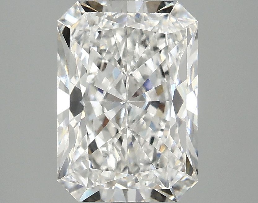 2.59 ct. radiant Lab Grown Diamond front image