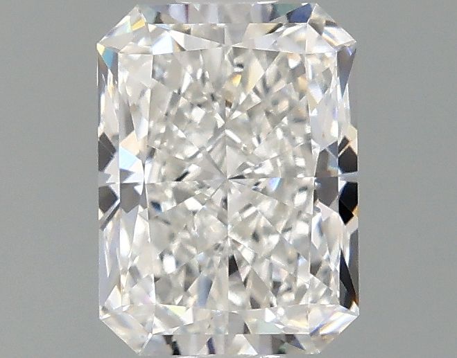1.37 ct Radiant diamond