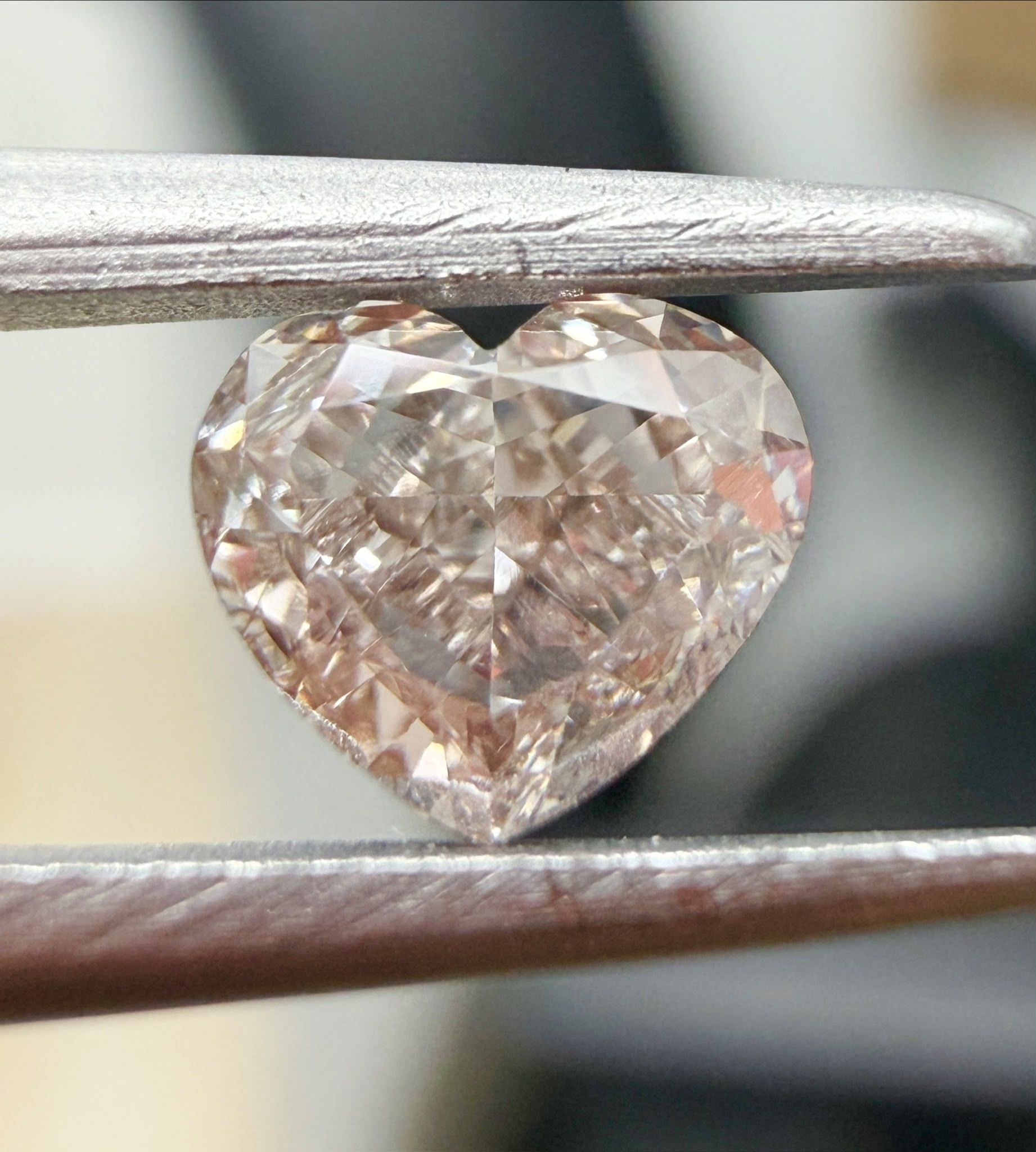 Diament 0.52 ct Fancy Pinkish Brown/VS2