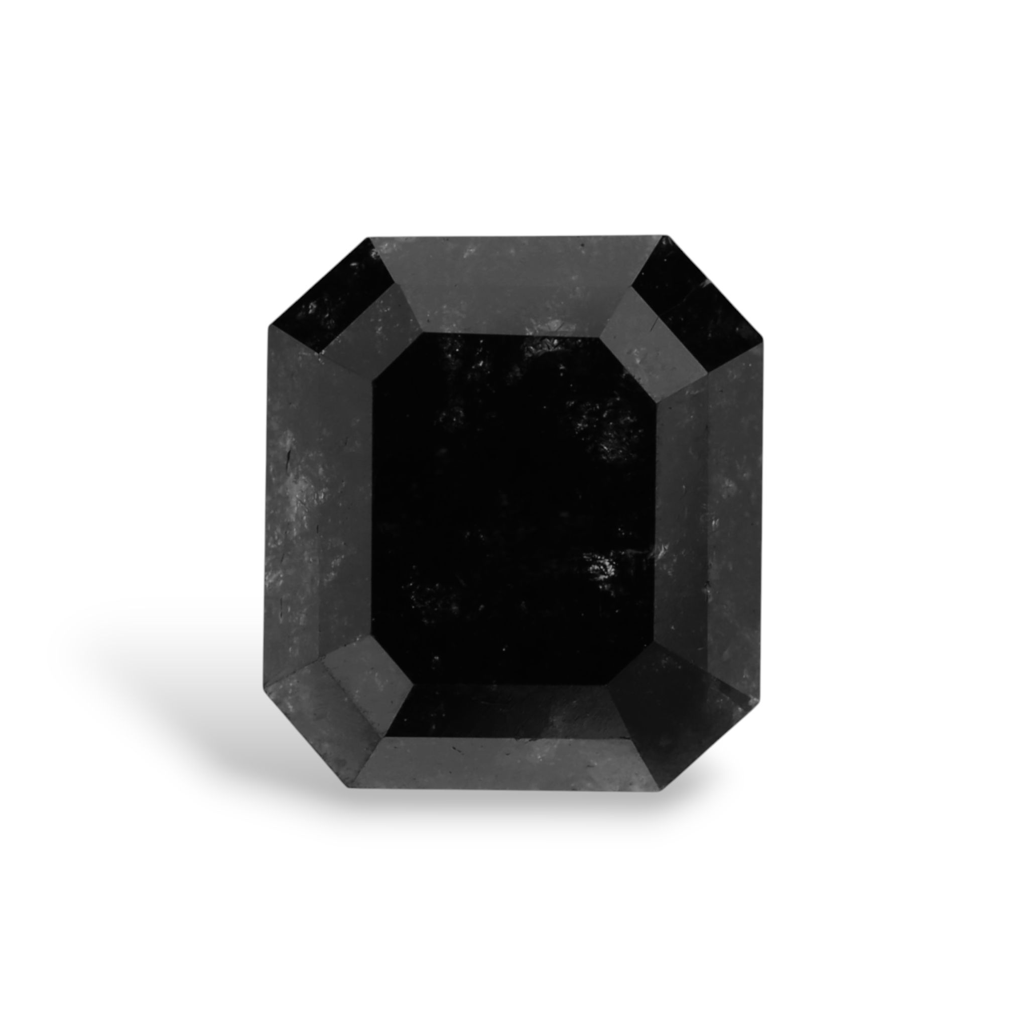 2.82 ct Emerald diamond