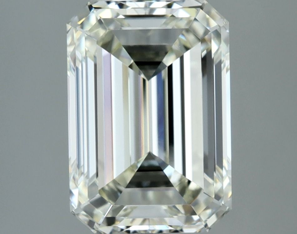 3.09ct Emerald diamond