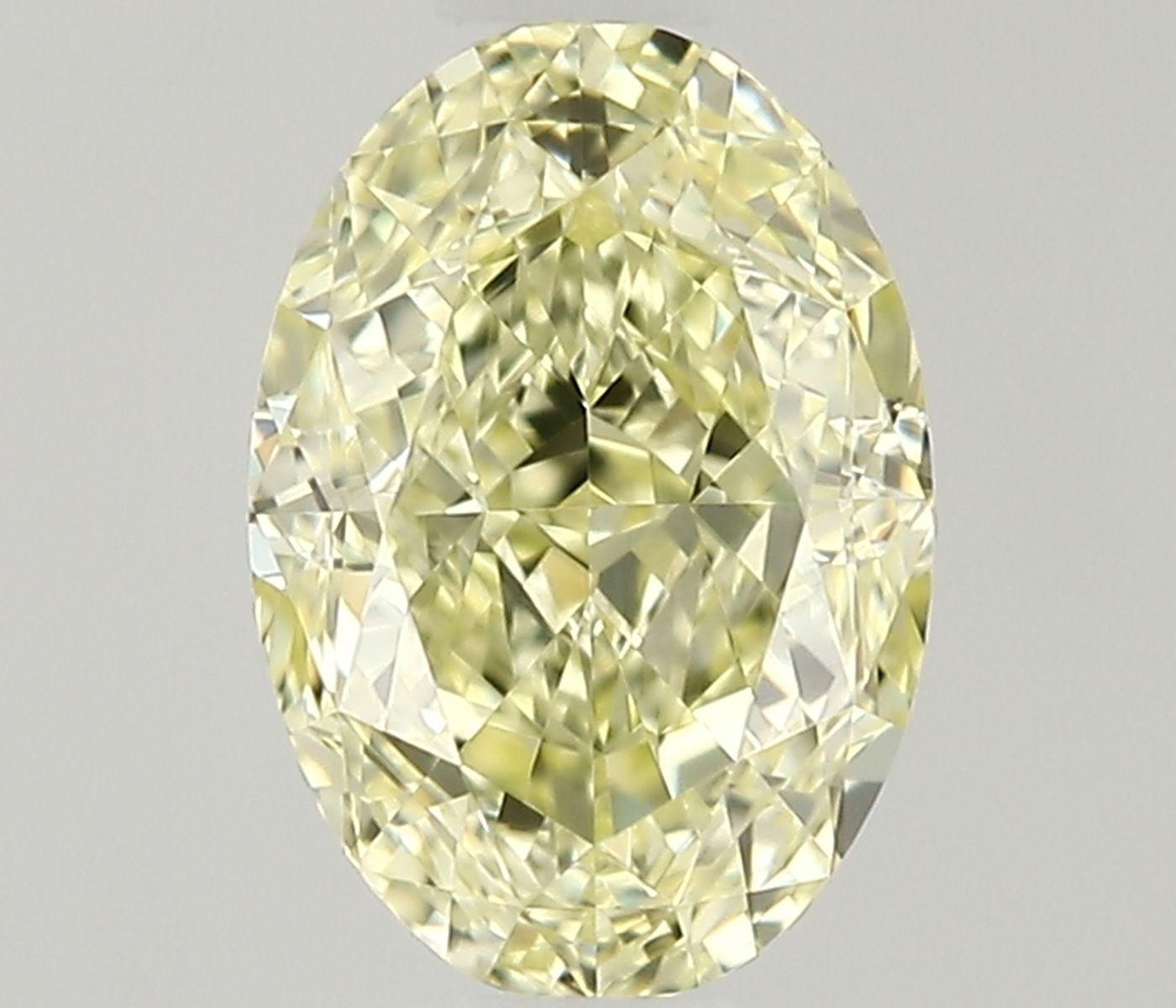 Diament 0.65 ct Fancy Light Yellow/IF