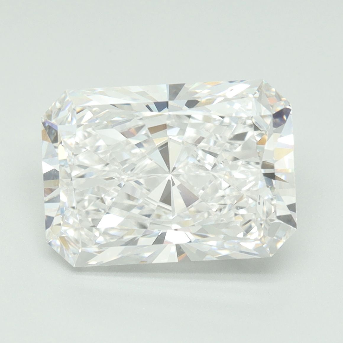 4.59 ct. radiant Lab Grown Diamond front image