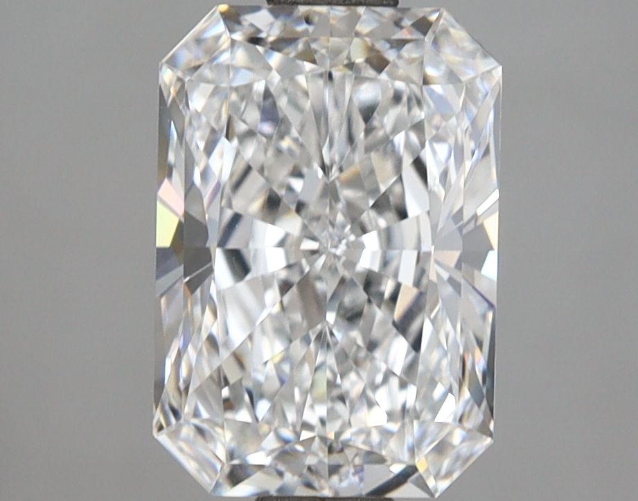 2.52 ct. radiant Lab Grown Diamond front image