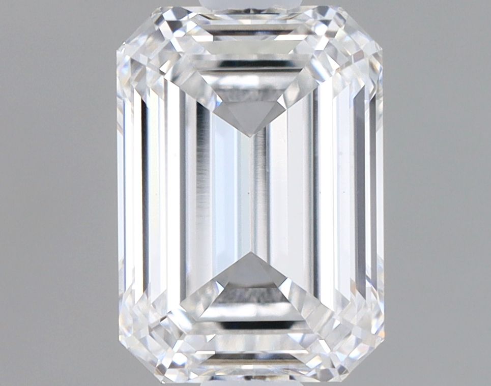 1.06 ct. emerald Lab Grown Diamond front image