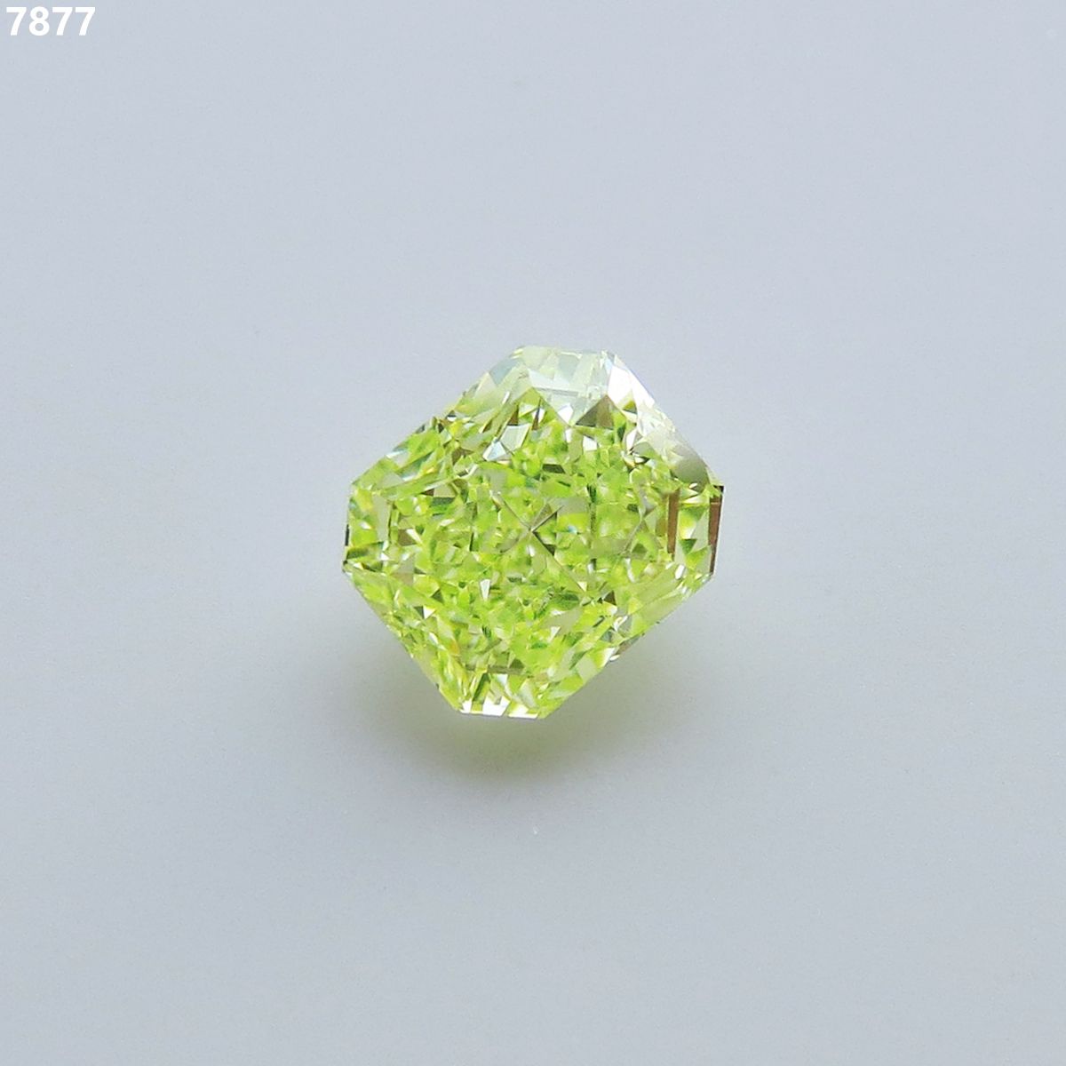 1.01 ct Radiant diamond