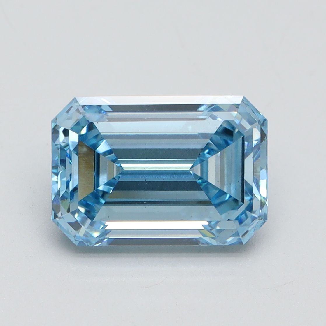 3.12 ct. emerald Lab Grown Diamond front image