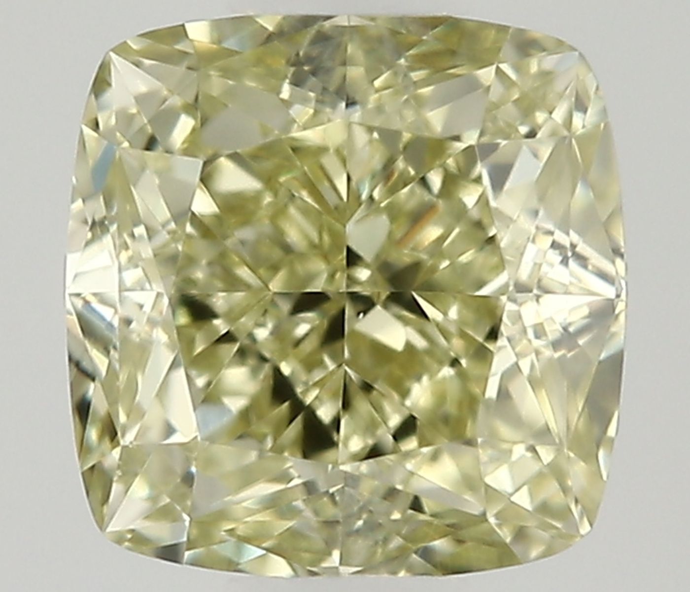 Diament 0.42 ct Fancy Light Yellow/VS1