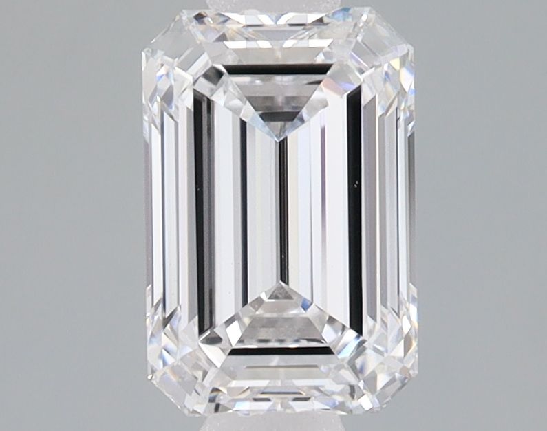 1.59 ct. emerald Lab Grown Diamond front image
