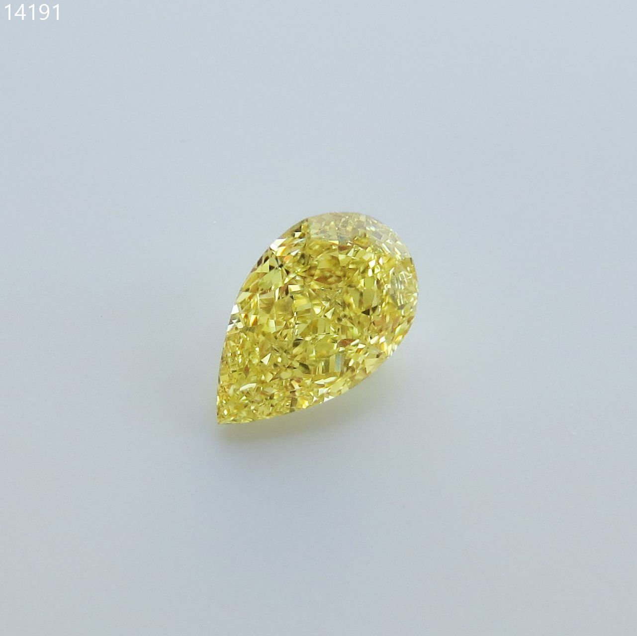 Diament 1.02 ct Fancy Intense Yellow/VS1