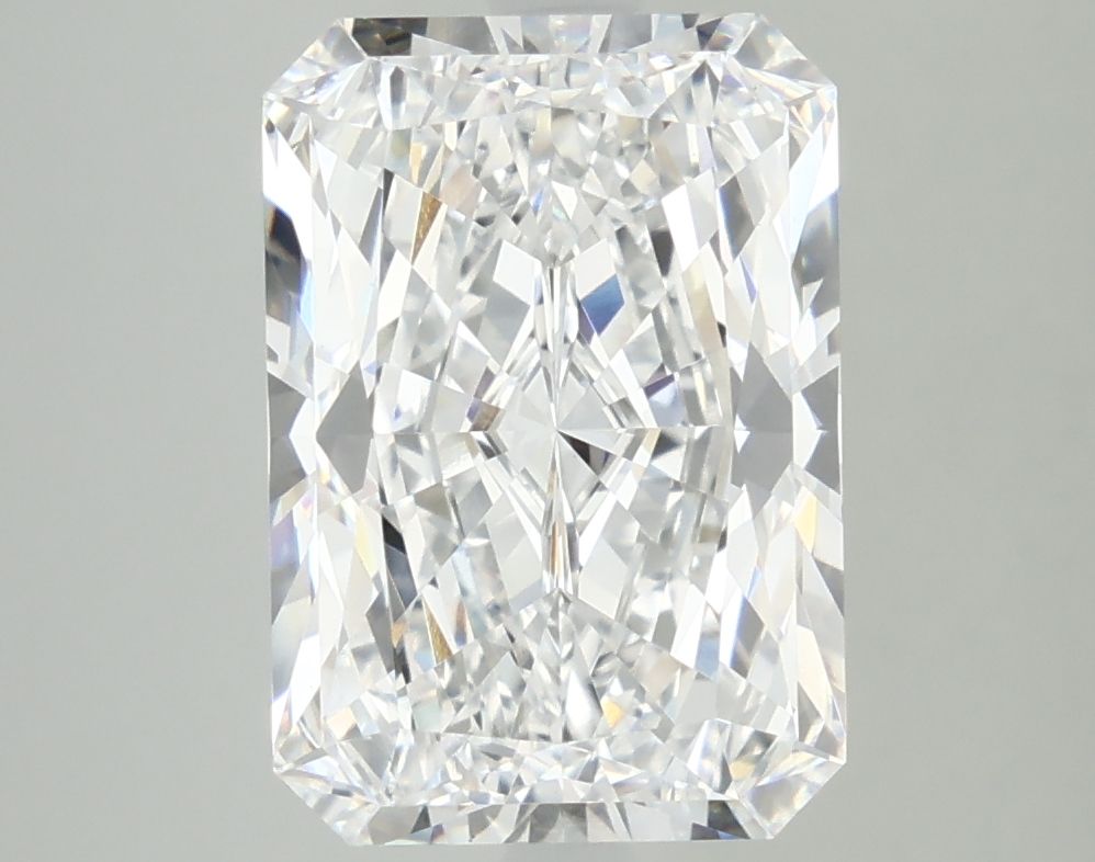 5.04 ct. radiant Lab Grown Diamond front image
