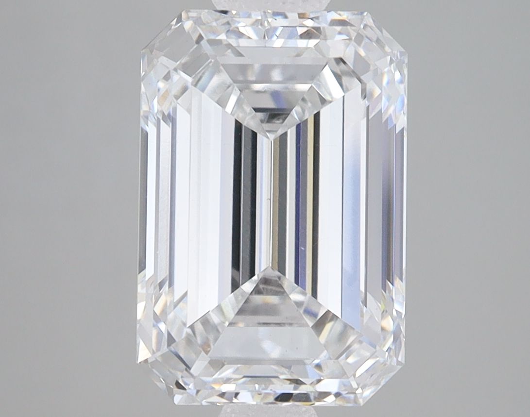 4.01 ct. emerald Lab Grown Diamond front image