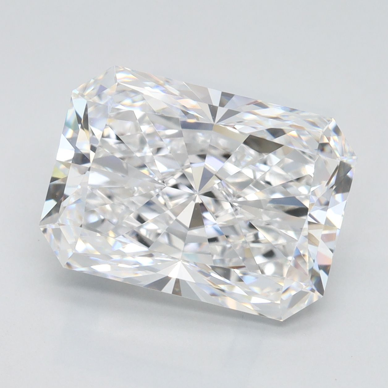 4.29 ct. radiant Lab Grown Diamond front image