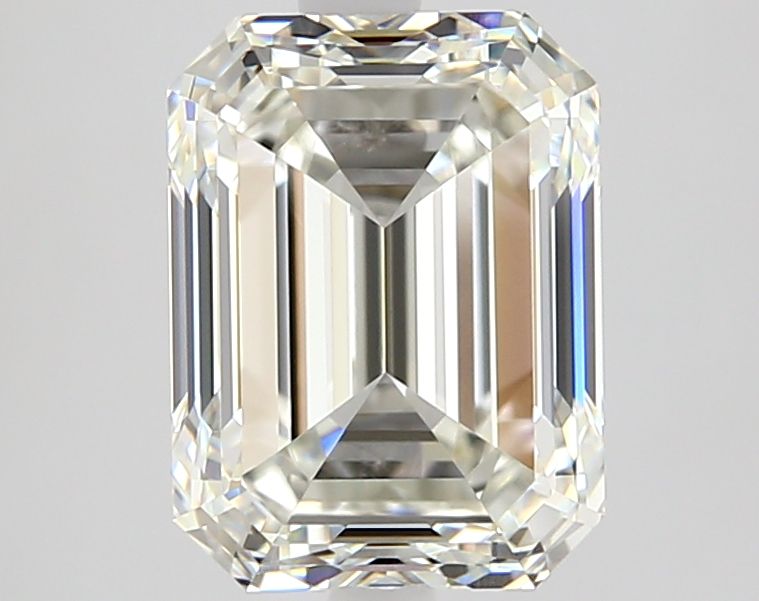 3.02 ct Emerald diamond