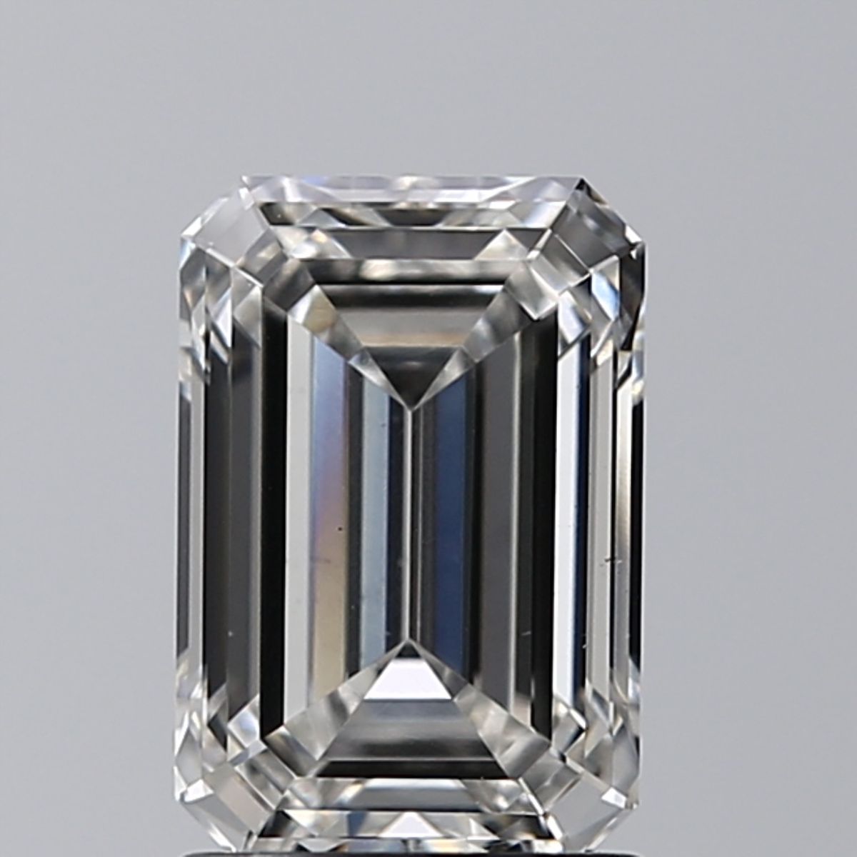 1.55 ct lab-grown Emerald Diamond