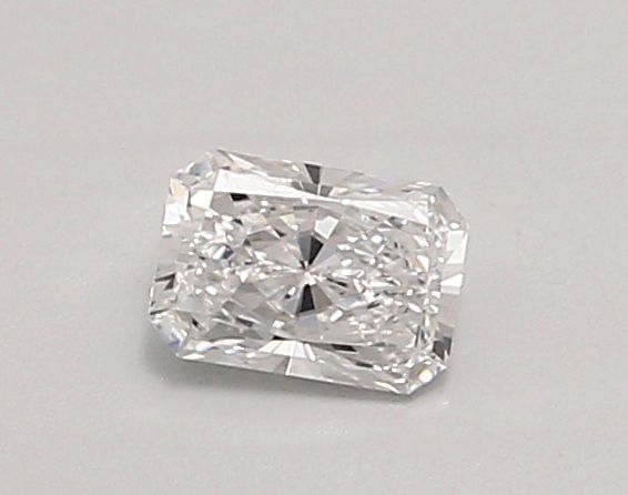 0.45 ct lab-grown Radiant Diamond