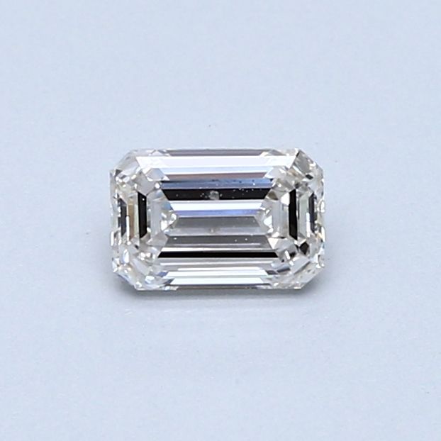 0.40 ct Emerald diamond