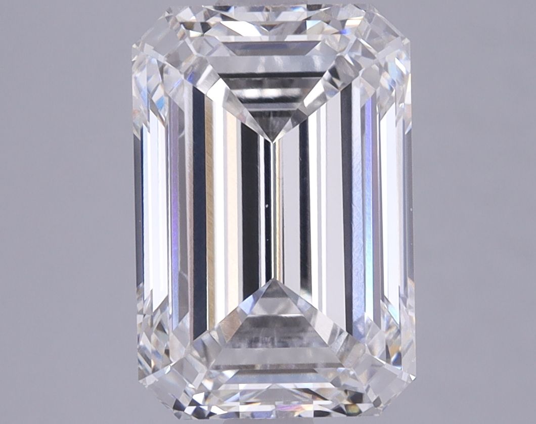 3.59 ct Emerald diamond