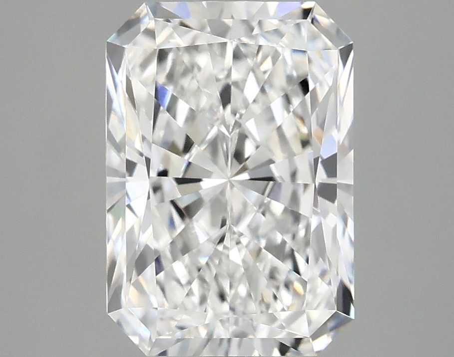 3.09 ct. radiant Lab Grown Diamond front image
