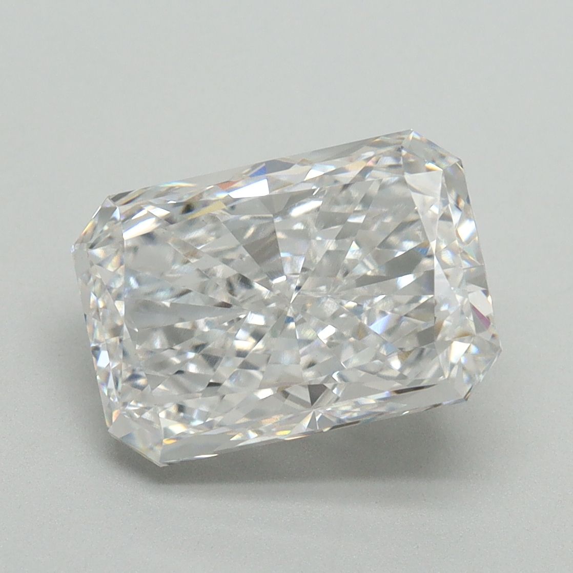3.67 ct. radiant Lab Grown Diamond front image