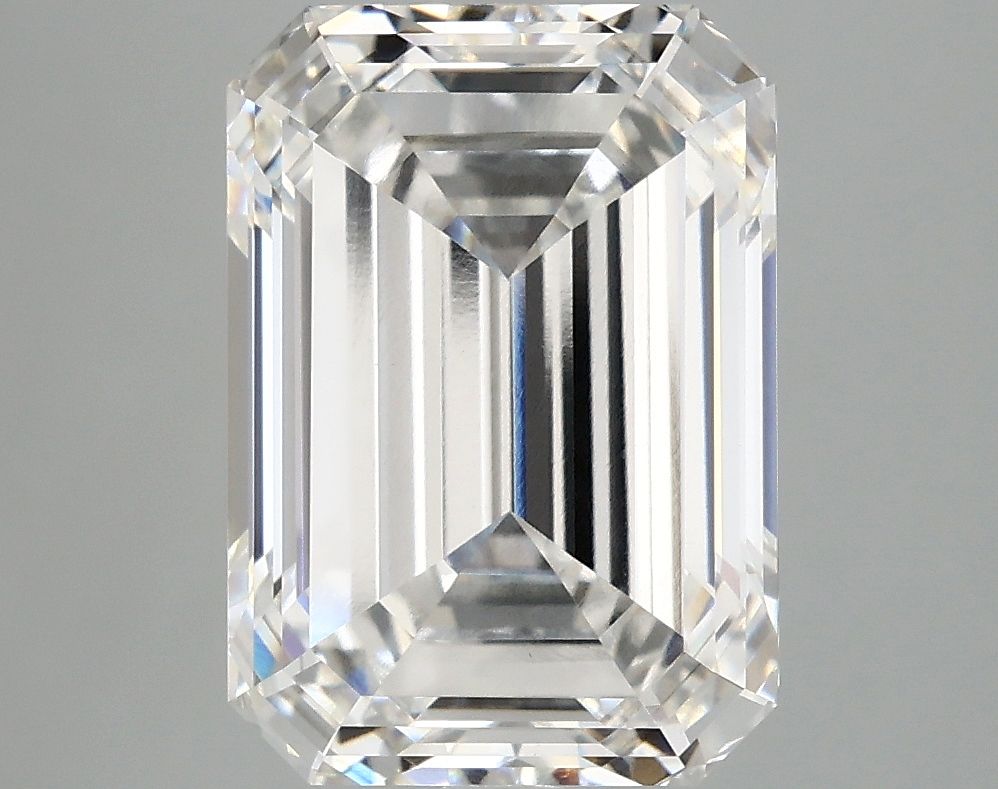 4.90 ct. emerald Lab Grown Diamond front image