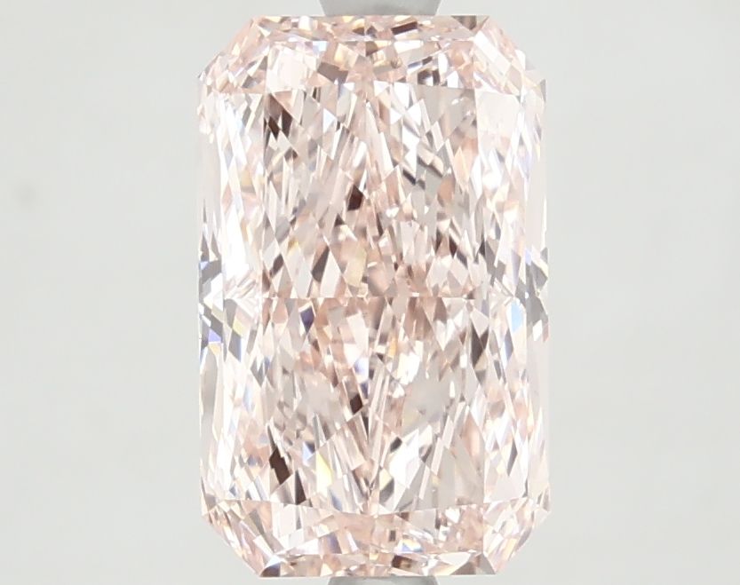 2.42 ct Radiant diamond