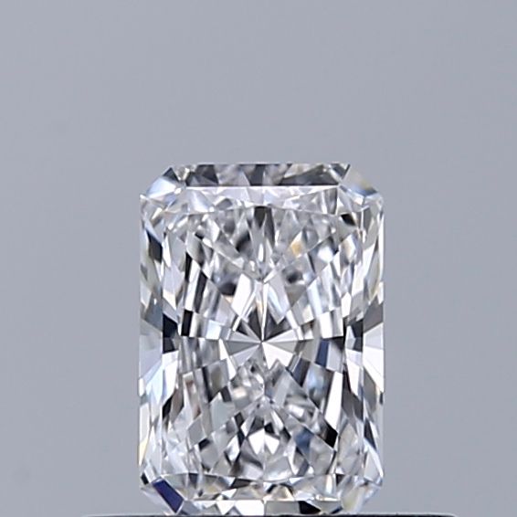 0.47 ct lab-grown Radiant Diamond