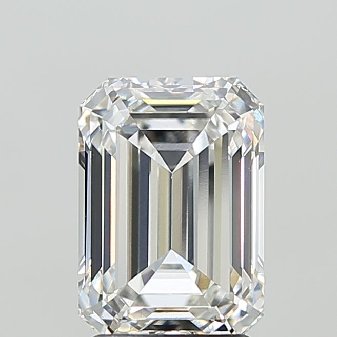 2.56 ct Emerald diamond
