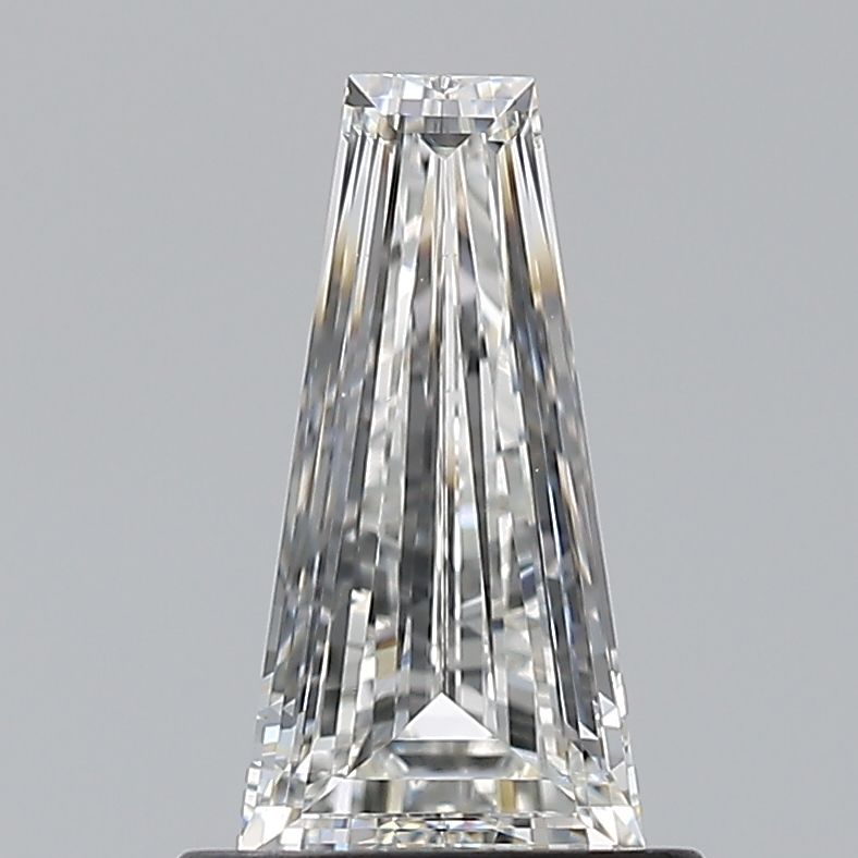 0.7 ct Tapered baguette Diamond