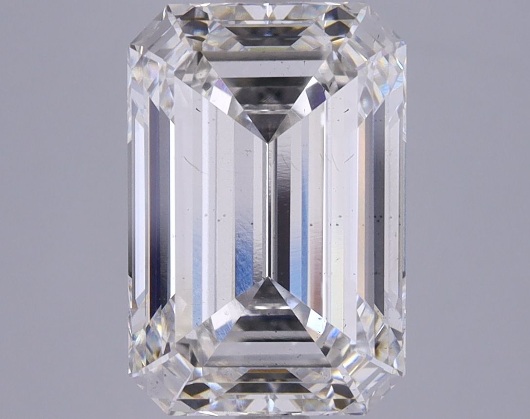 4.65 ct. emerald Lab Grown Diamond front image
