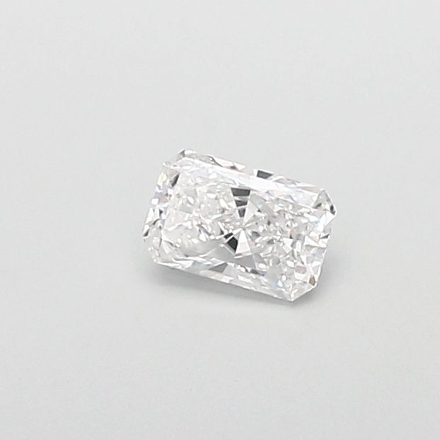 0.49 ct lab-grown Radiant Diamond