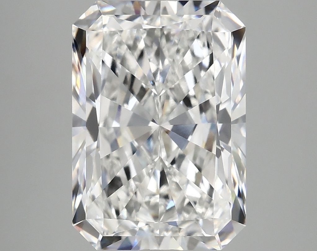 4.84 ct. radiant Lab Grown Diamond front image