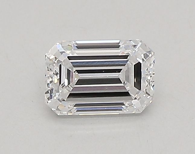 0.4 ct lab-grown Emerald Diamond