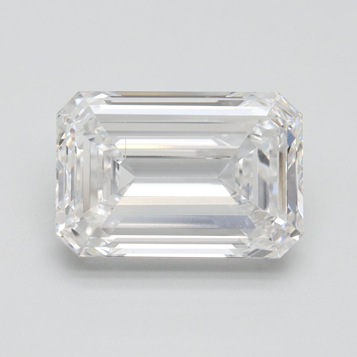 5.00 ct. emerald Lab Grown Diamond front image