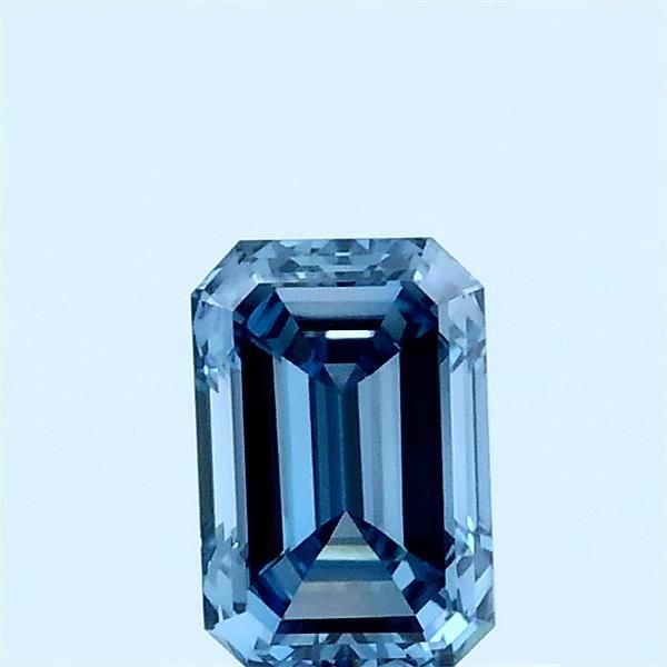 0.52 ct lab-grown Emerald Diamond