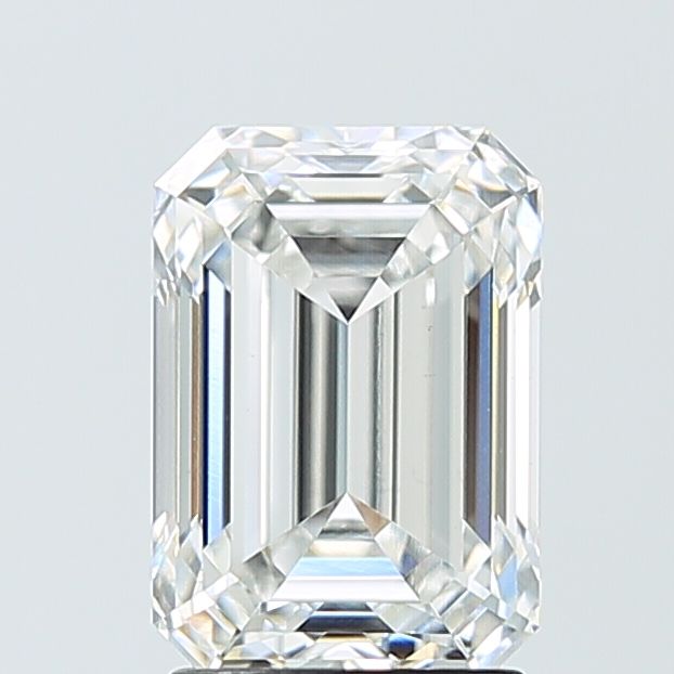 2.55 ct Emerald diamond