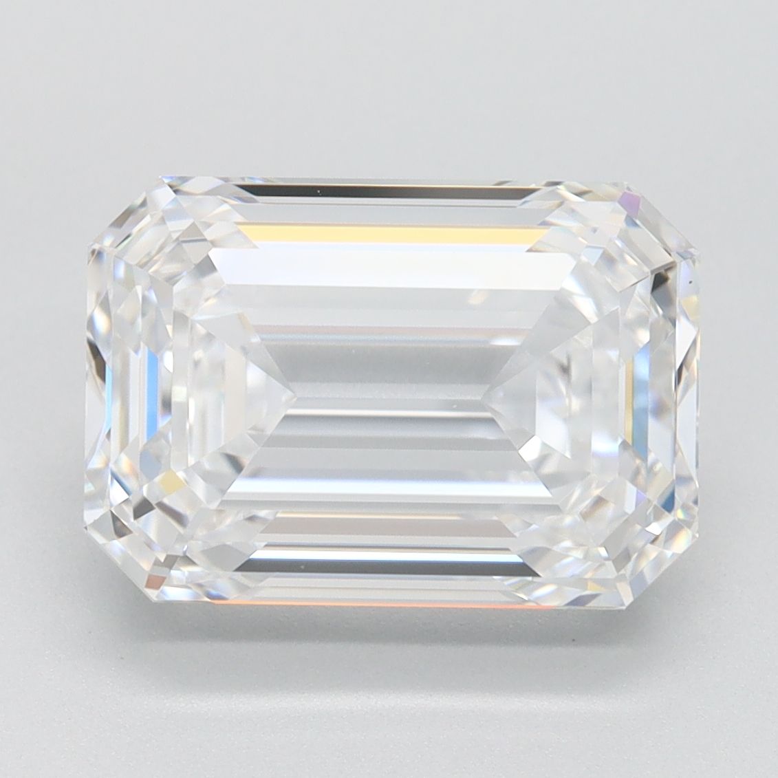 4.07 ct. emerald Lab Grown Diamond front image