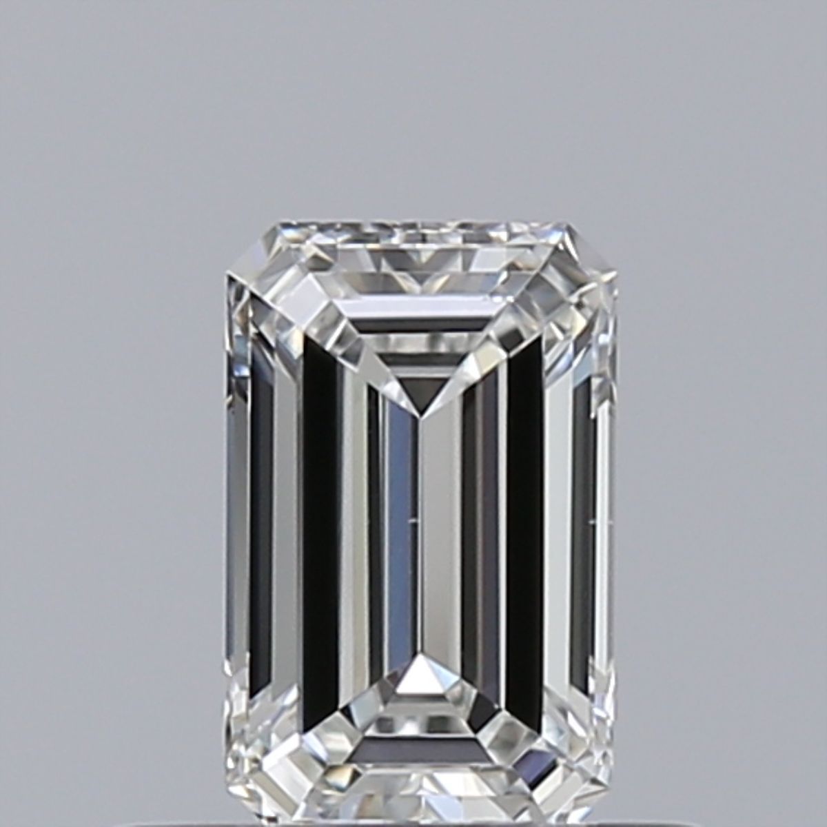 0.41 ct Emerald diamond