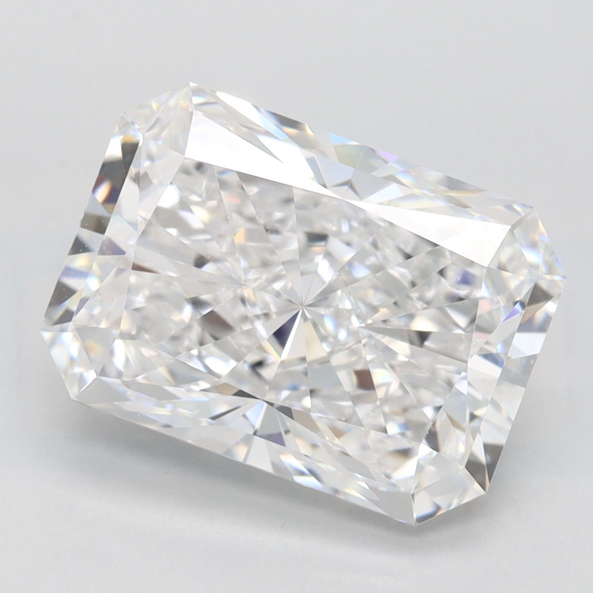 4.33 ct. radiant Lab Grown Diamond front image