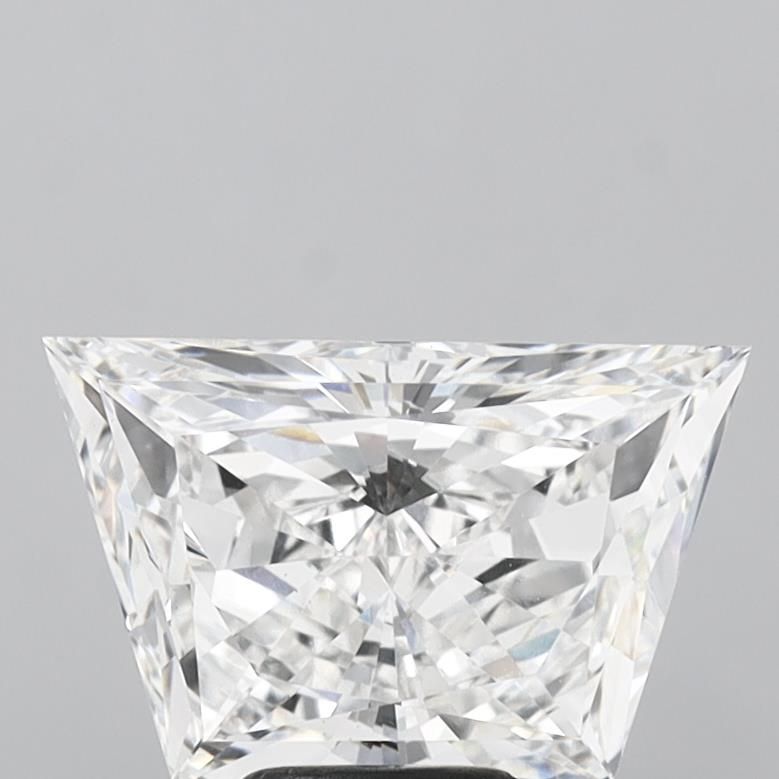 5.02 ct lab-grown Trapezoid Diamond