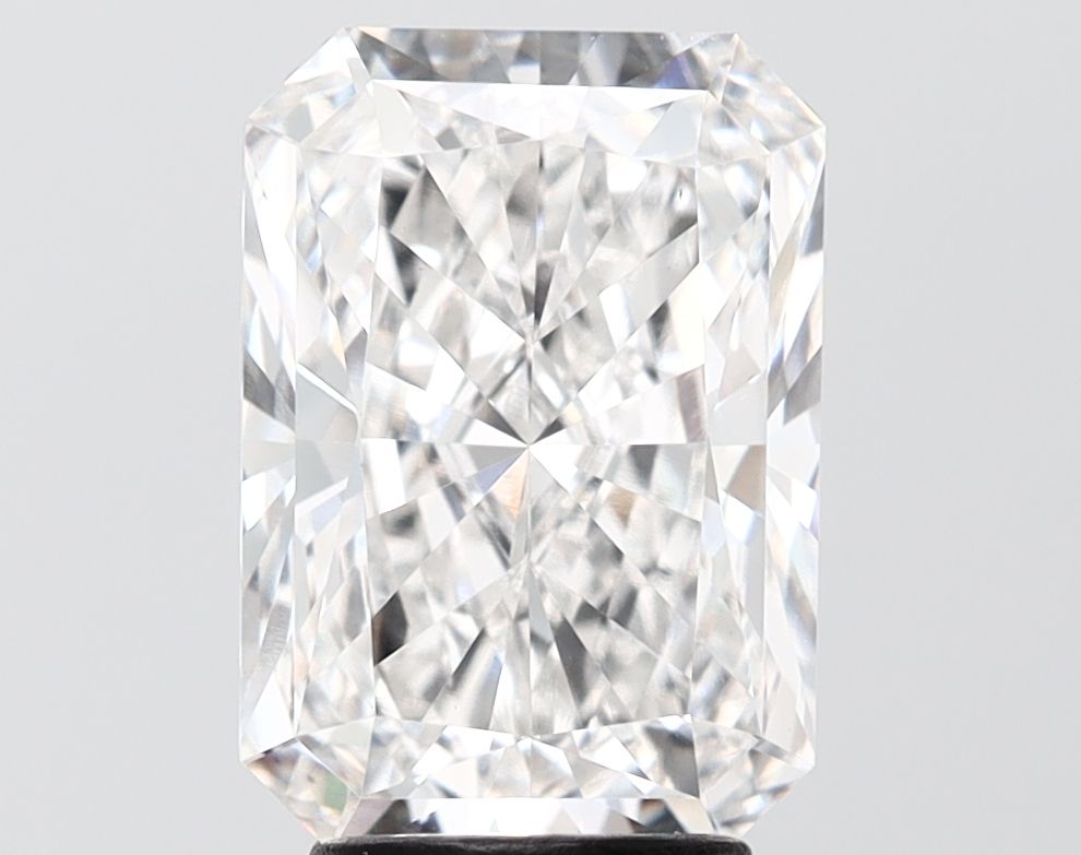 4.00 ct. radiant Lab Grown Diamond front image