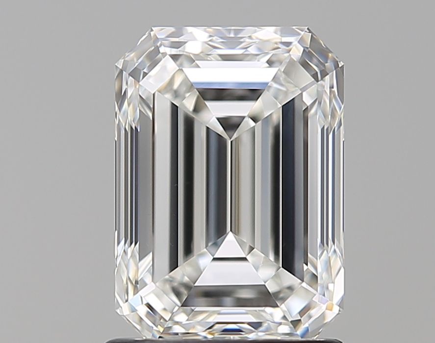 1.70 ct Emerald diamond