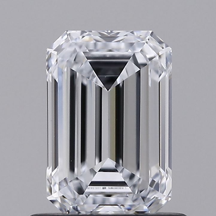 0.90 ct. emerald Lab Grown Diamond front image