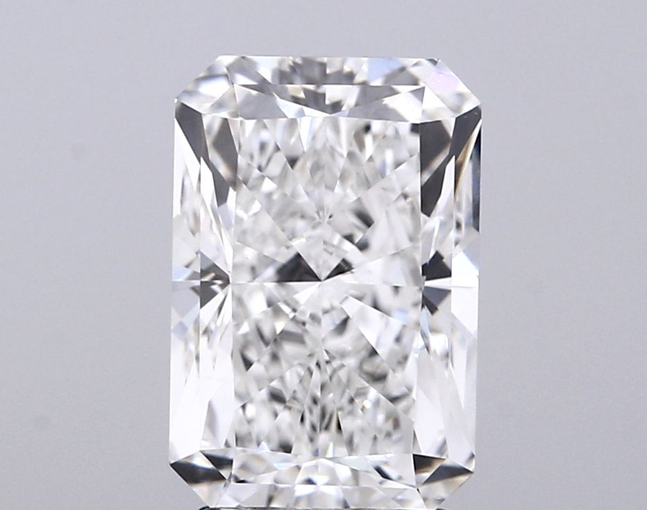 3.52 ct. radiant Lab Grown Diamond front image